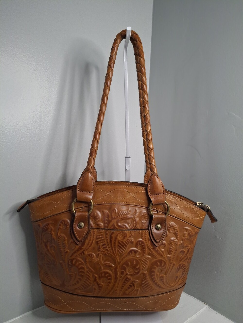 Patricia Nash Tooled Leather Cognac Tote Braided Handles Embossed EUC - Picture 2 of 7